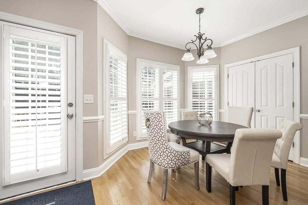 Mckee Manor- South Clt-Matthews-3000 Sq Ft Villa Charlotte Esterno foto